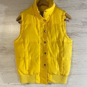 Yellow Puffer Vest Forever 21 Medium